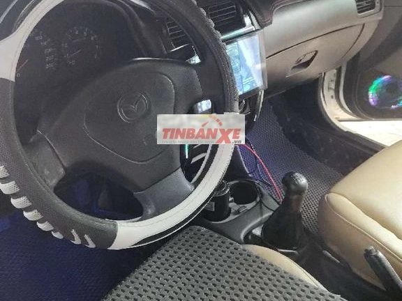 Mazda 626 2000 Trắng