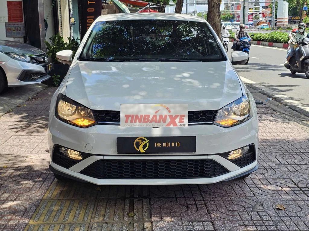 Volkswagen Polo 1.6 AT 2021 Trắng Nhập khẩu