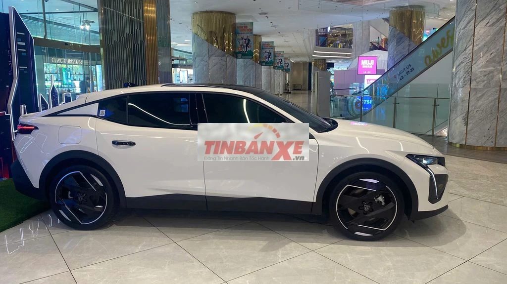 Peugeot 408 GT LE Trắng