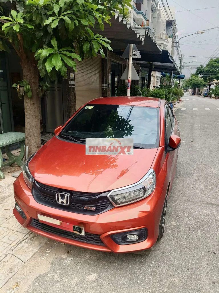 Honda Brio RS 1.2 AT 2019 cam 32000 km