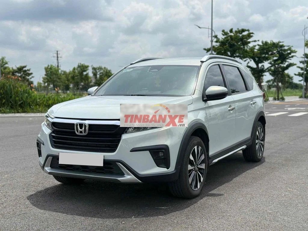 Honda BRV bản L 2024 odo 16.000km