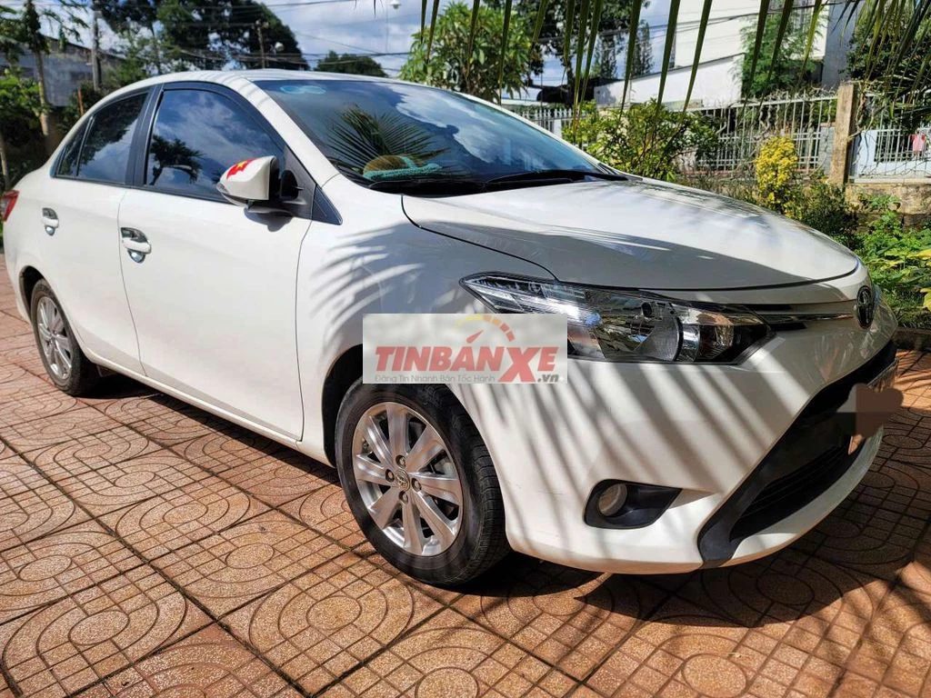 Toyota Vios 1.5MT 2017 Số sàn Trắng 56000km