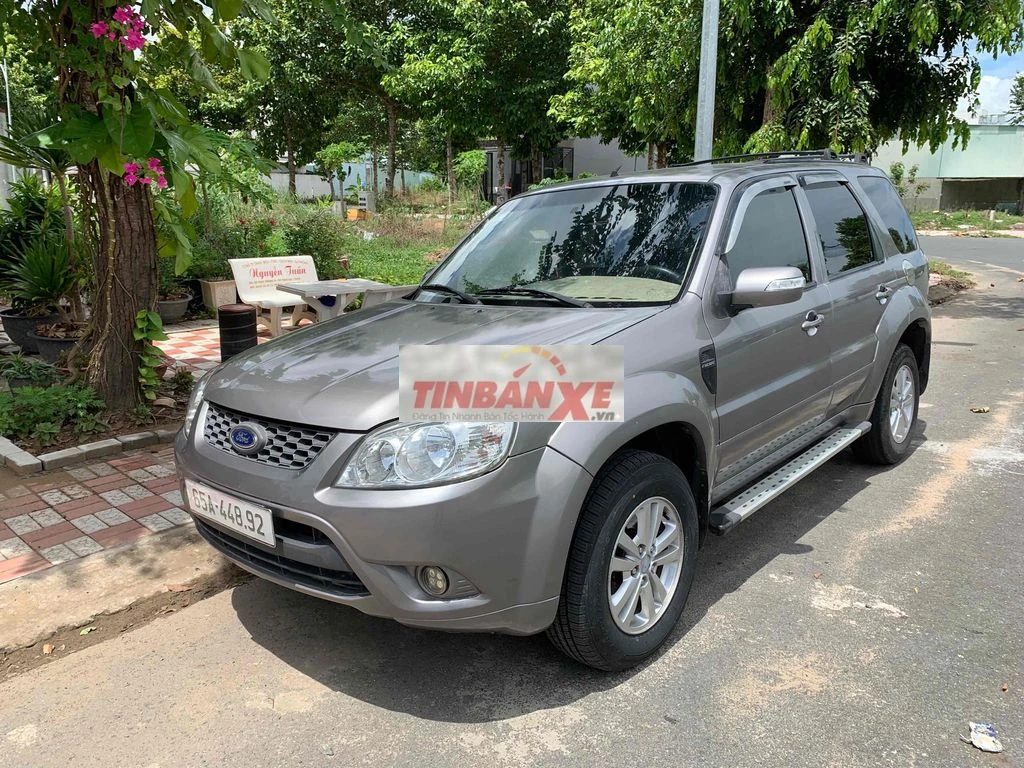 Ford Escape 2010 2.3 một cầu Xám