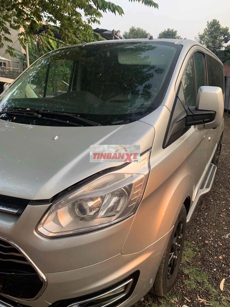 Ford Tourneo 2019 Số Tự Động Màu Bạc