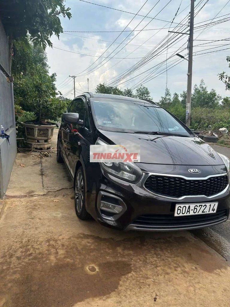 Kia Rondo Đen 7 chỗ 146.000 km