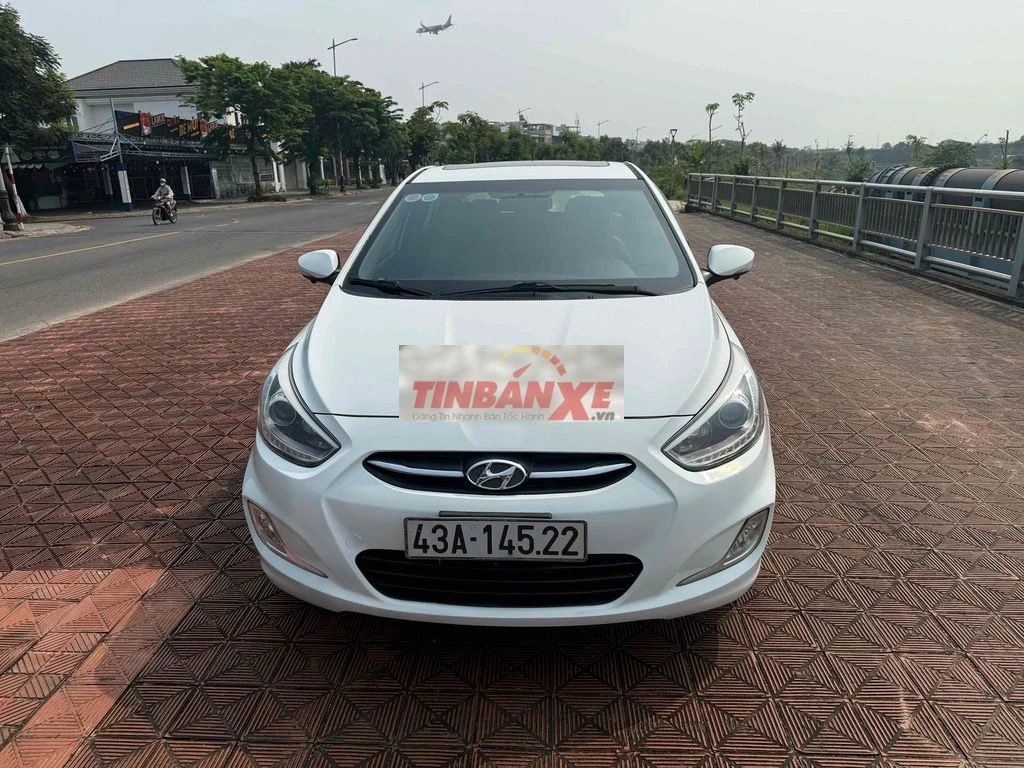 Hyundai Accent 2015 xe nhập