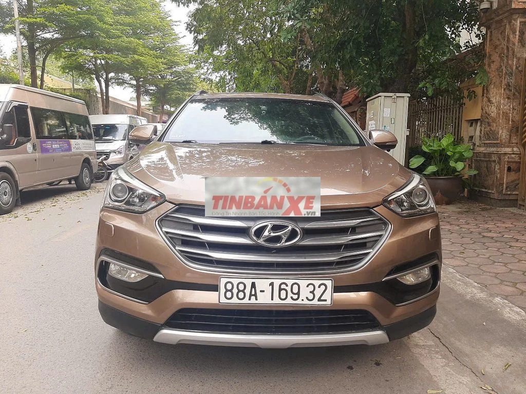Hyundai Santafe 2017 2.4AWD Tự động Xăng Nâu
