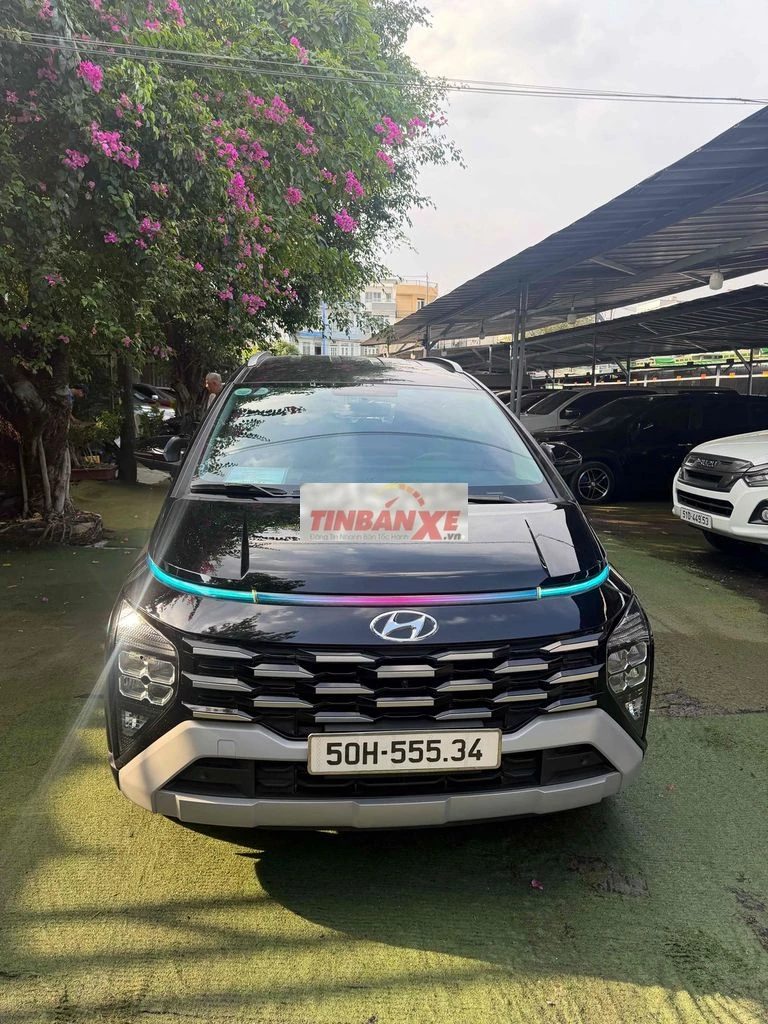 Hyundai Stargazer X 2024 Số tự động 7 chỗ Đen