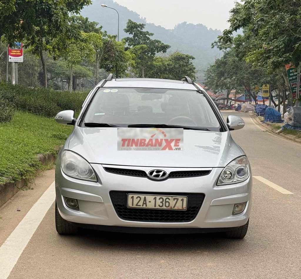 Hyundai I30 CW 2009 1.6 bản full Tự động Bạc