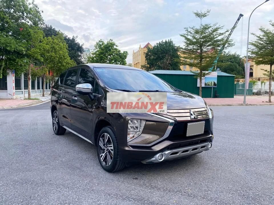 Mitsubishi Xpander 2021 số tự động màu nâu