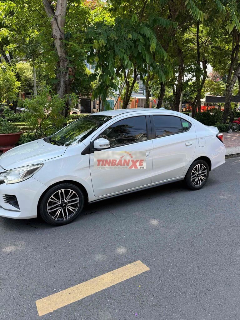 Mitsubishi Attrage Premium 1.2 Tự động 2023 Trắng
