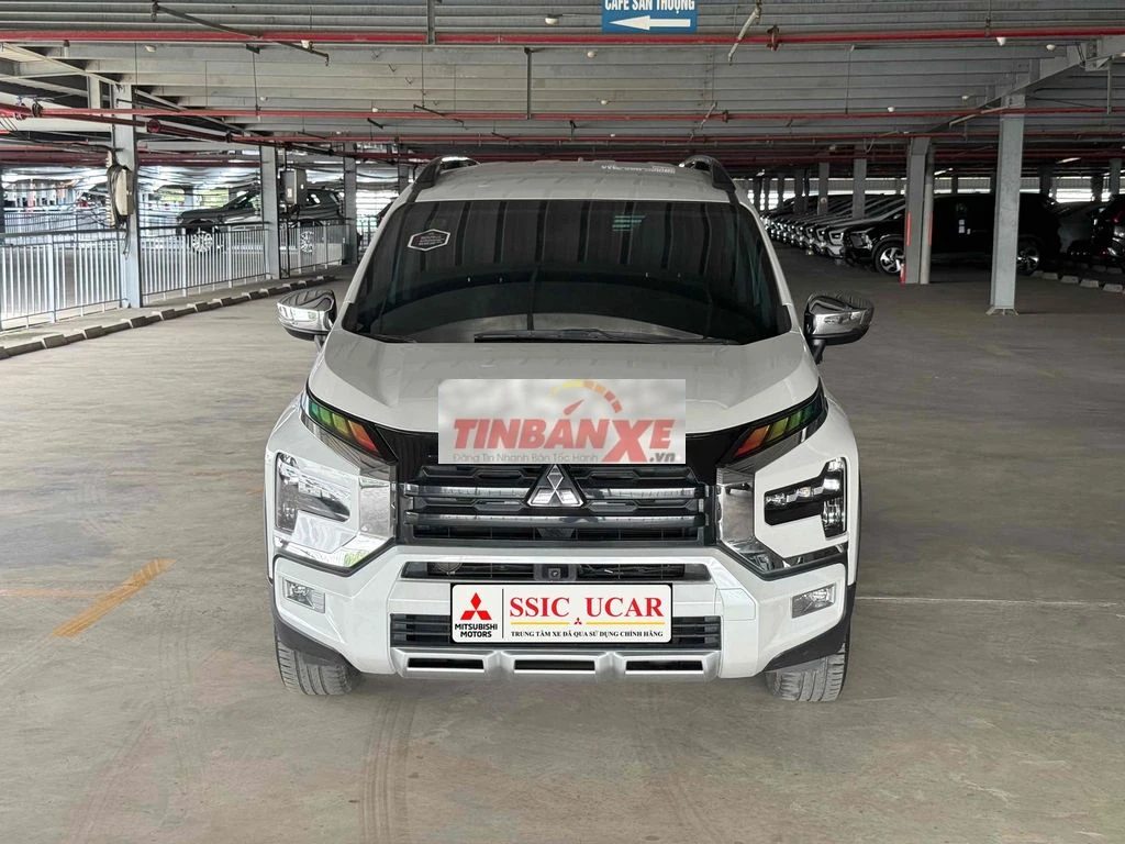Mitsubishi Xpander Cross 2023 Xe gia đình
