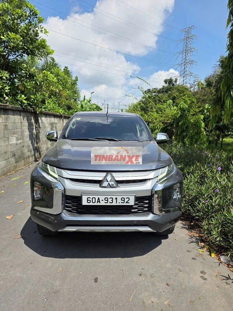 Mitsubishi Triton 2019 Tự động Xám