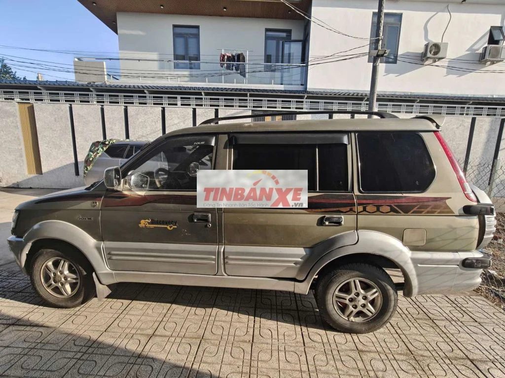 Mitsubishi Jolie 2003 Vàng cát