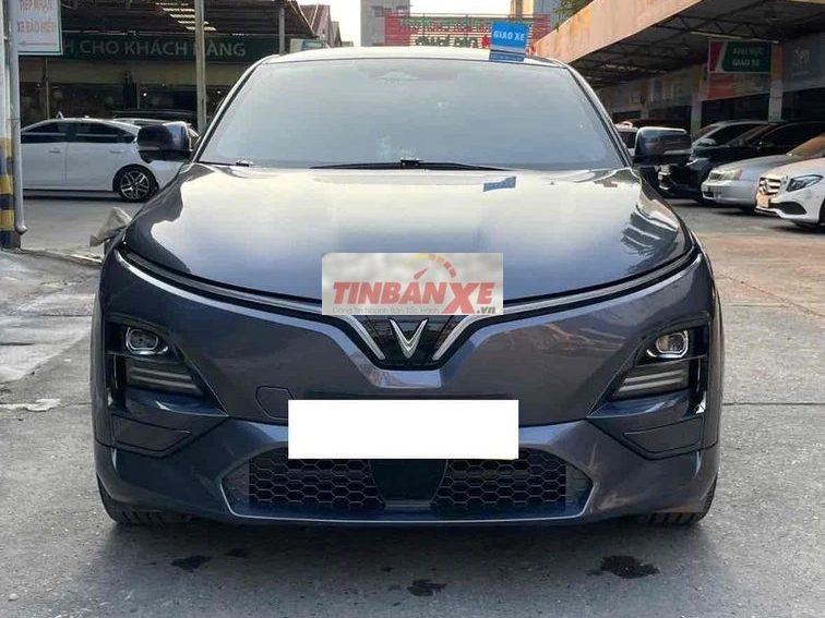 VinFast VF6 Plus 2024 Xám 3 vạn 1