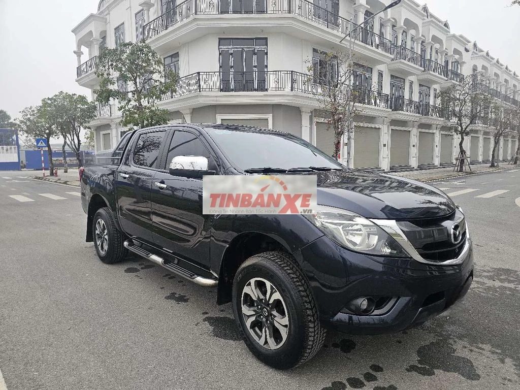 Mazda BT50 2.2AT 2018 Tự động Đen 9 vạn