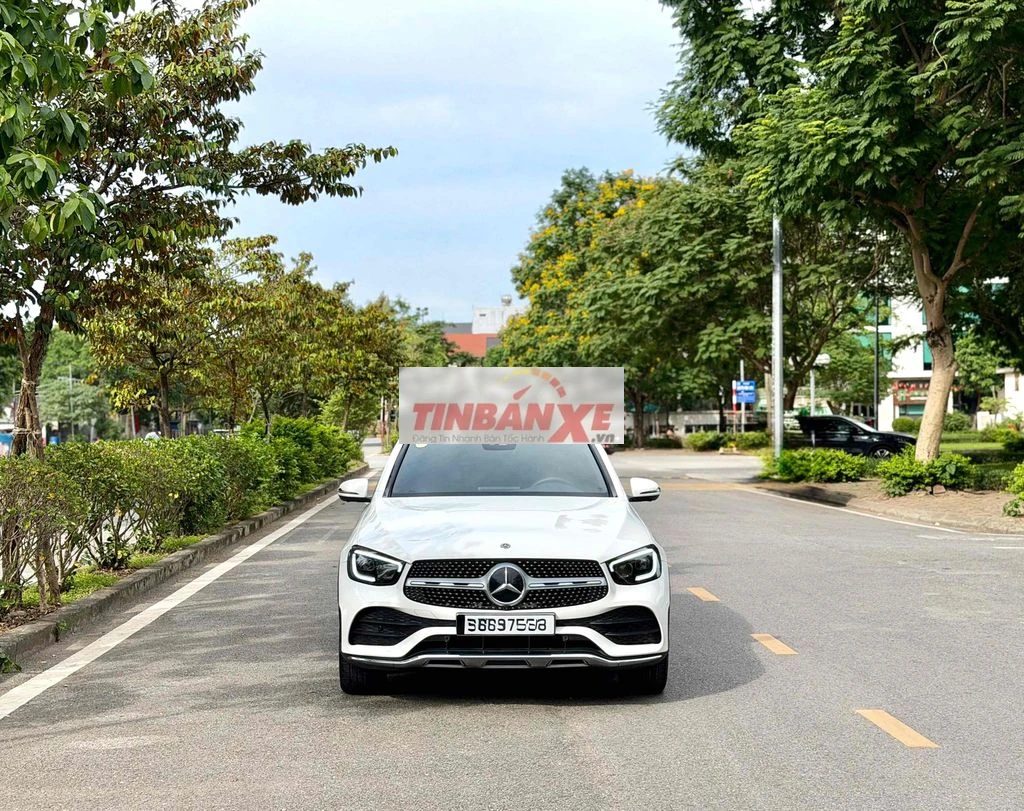 Mercedes-Benz GLC300 4Matic 2021 66000 km