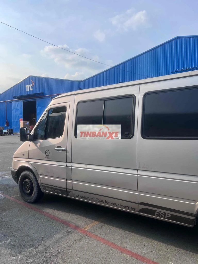 Mercedes-Benz Sprinter 2005 Bạc