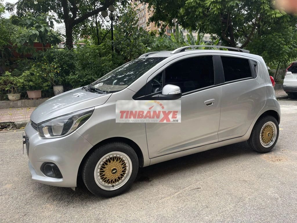 Chevrolet Spark LT 2018 Bạc