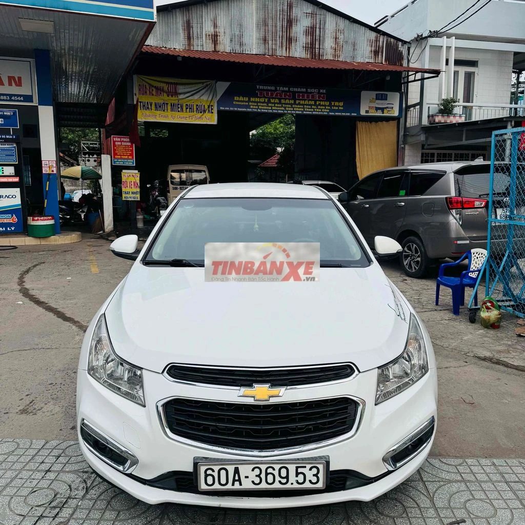 Chevrolet Cruze LT 2017 Trắng Dưới 1 vạn
