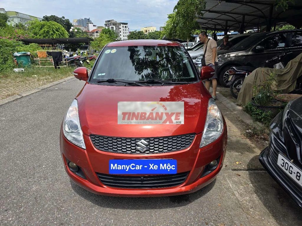 Suzuki Swift 2015 chạy chuẩn 9 vạn km