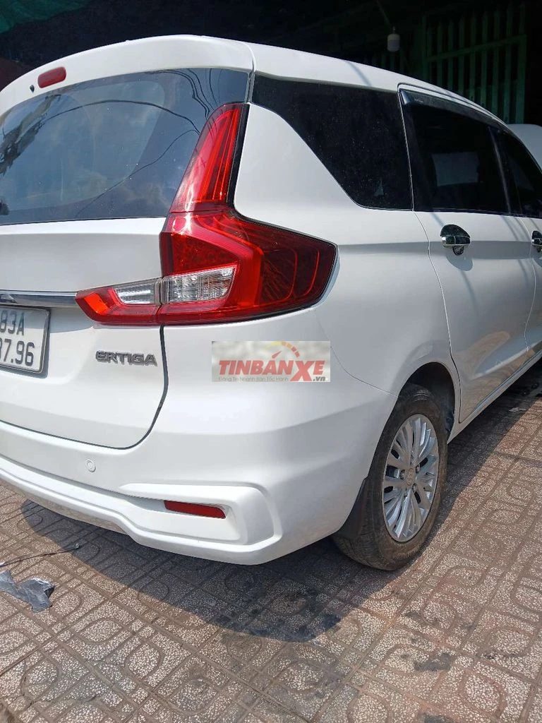 Suzuki Ertiga GLX 4AT 2019 Trắng