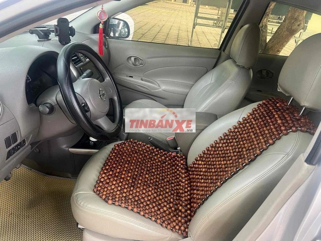 Nissan Sunny Bạc 157.411 km