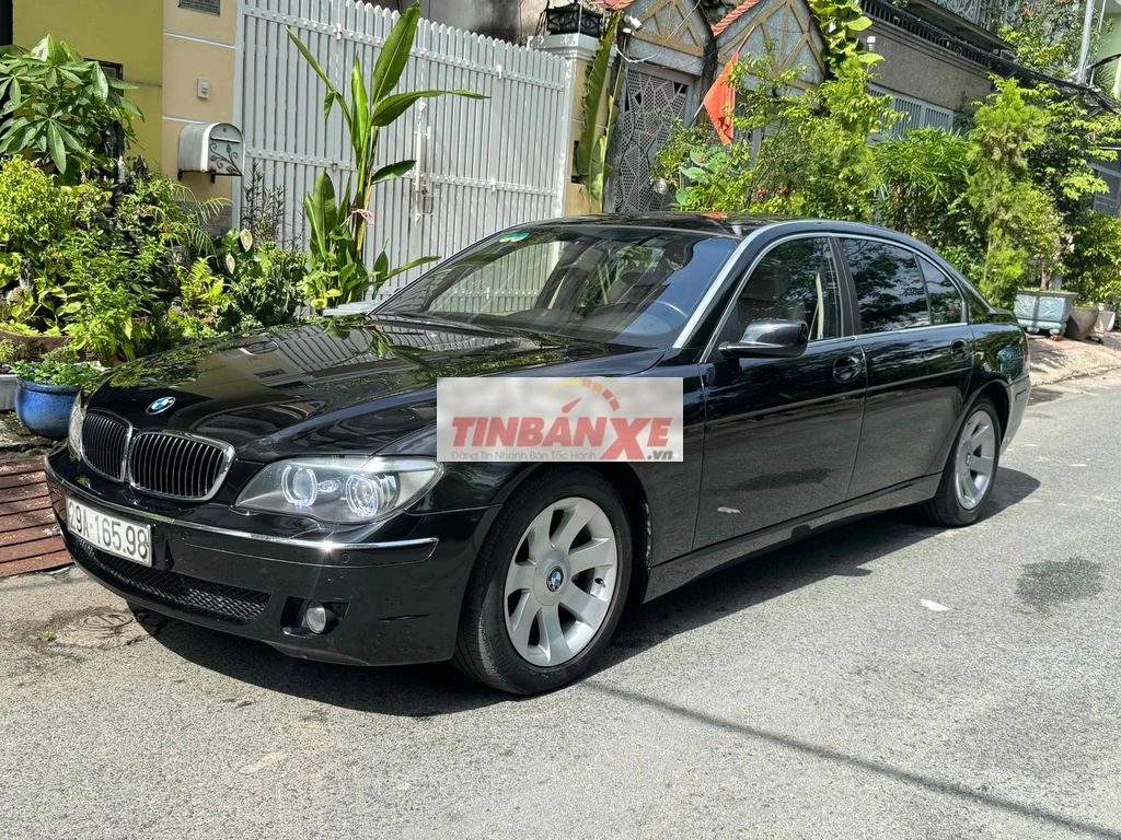 BMW 750Li Đen Da cao cấp 5 chỗ