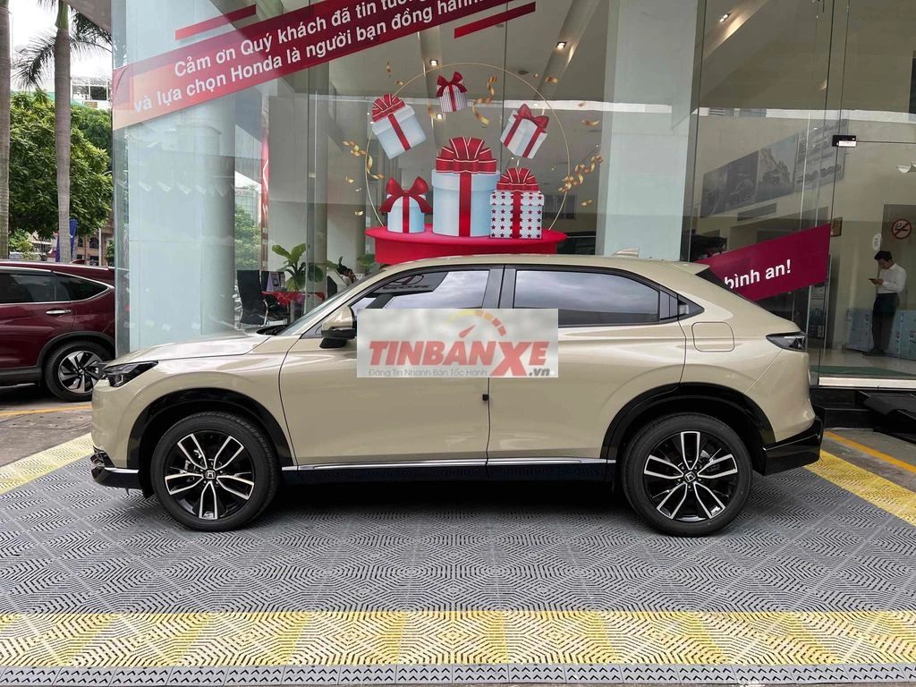Honda HR-V Hybrid RS 2025 Vàng 4.100KM