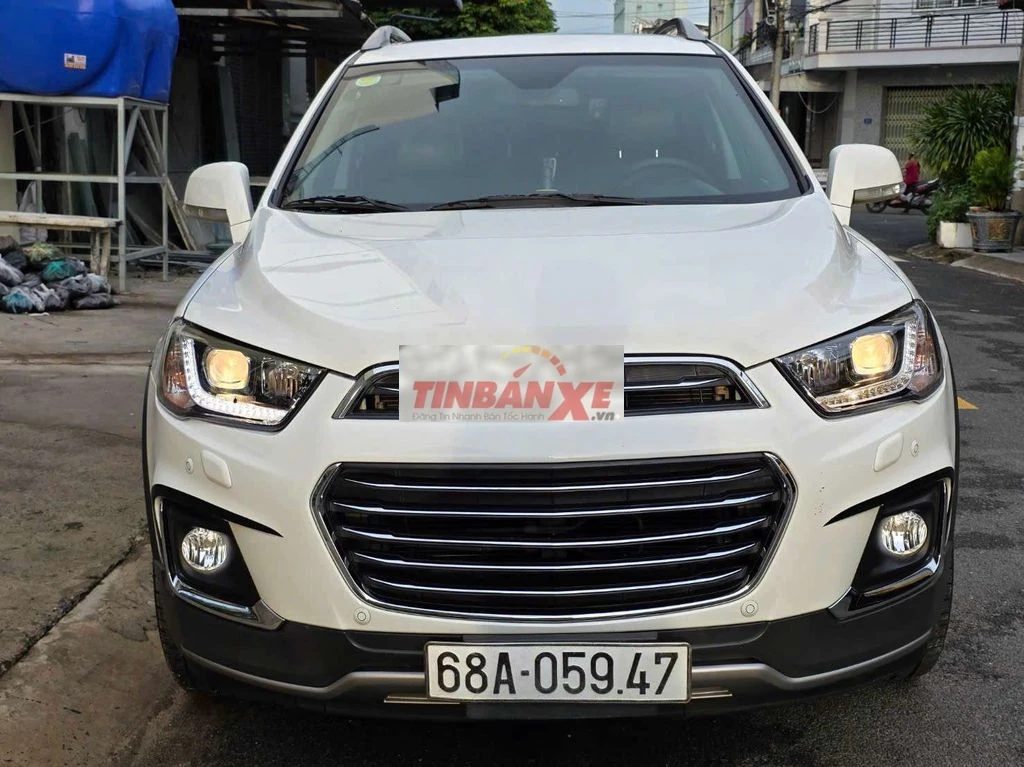 Chevrolet Captiva LTZ 2016 Trắng 7 chỗ số tự động