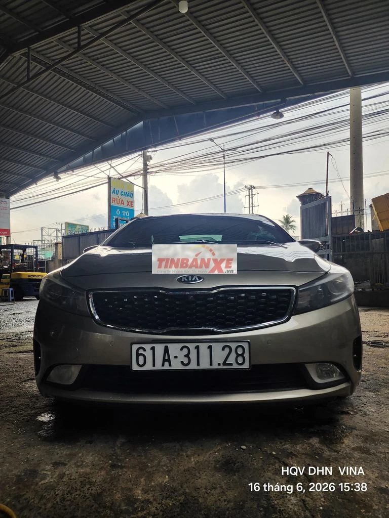 Kia Cerato 2016 1.6 AT Vàng cát Tự động