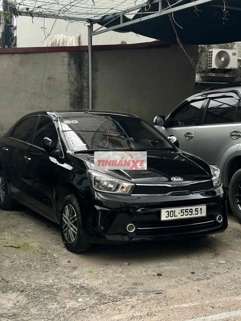 Kia Soluto 2020 MT Số sàn Xăng Đen 5 chỗ