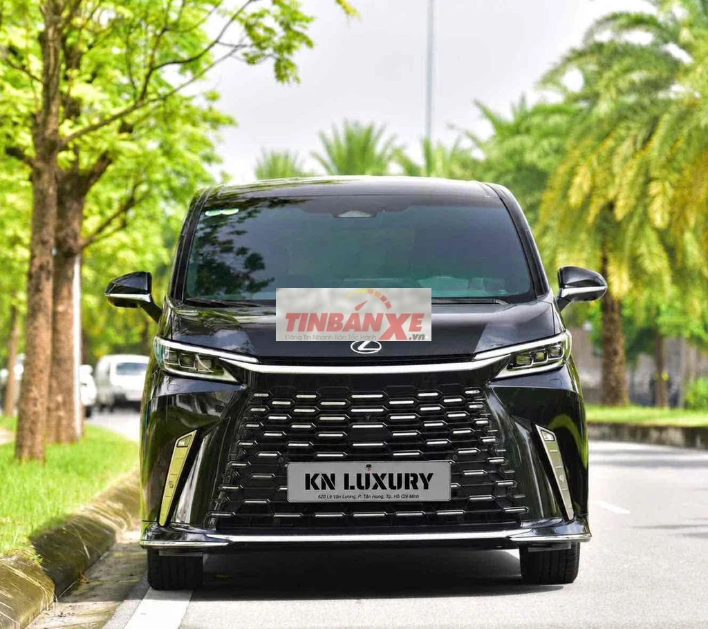 Lexus LM500h 2025 Hybrid Đen 2.000km