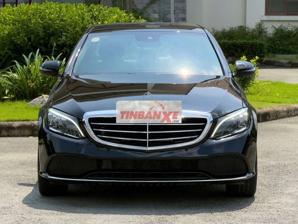 Mercedes-Benz C200 Exclusive 2020 23.600 km