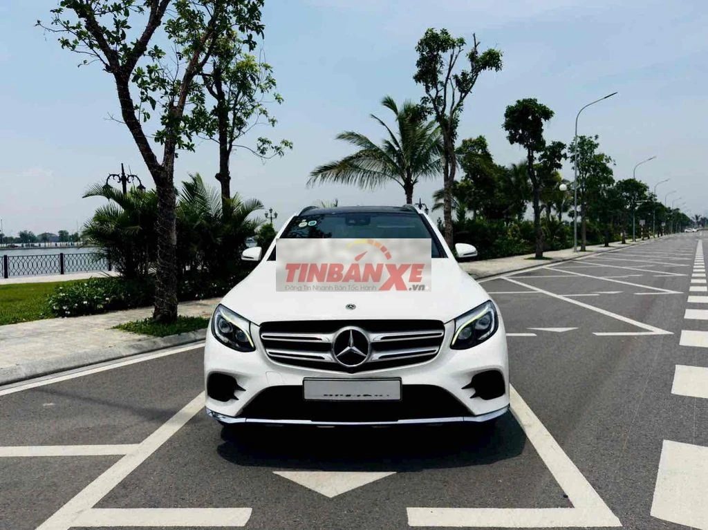Mercedes-Benz GLC 300 2018 Trắng 120000 km