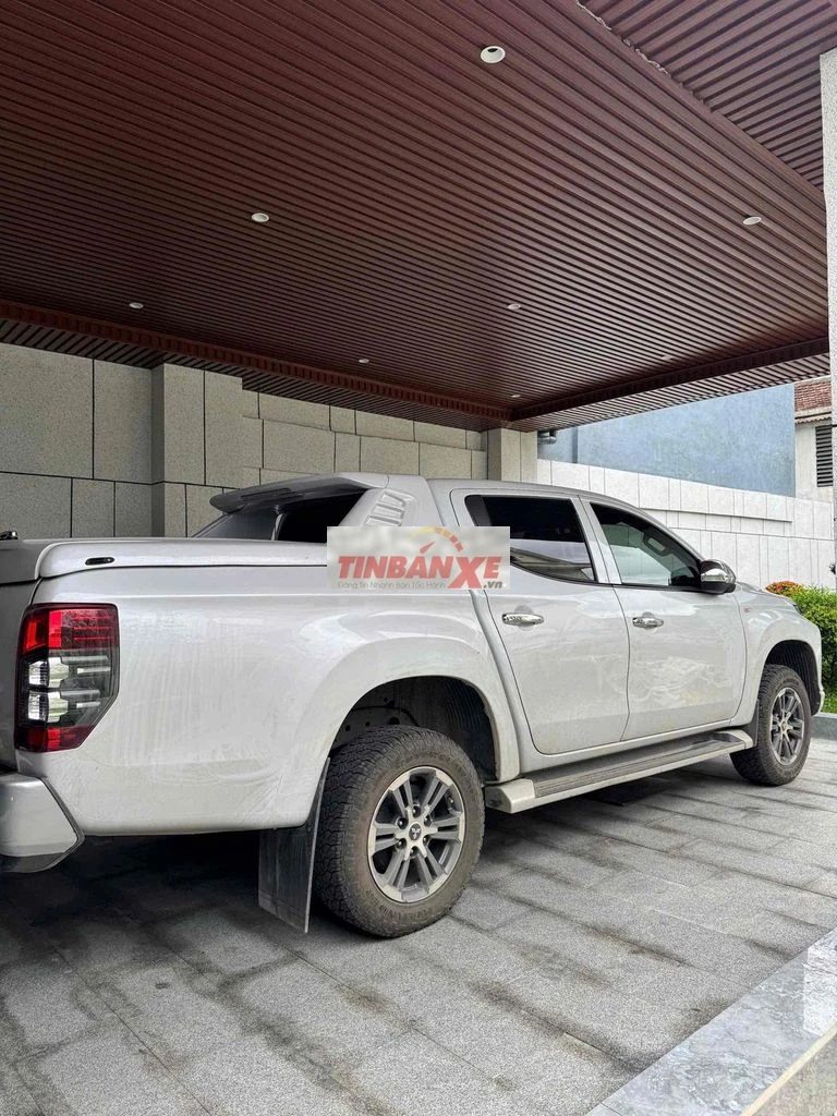 Mitsubishi Triton 2021 Tự động Diesel Trắng
