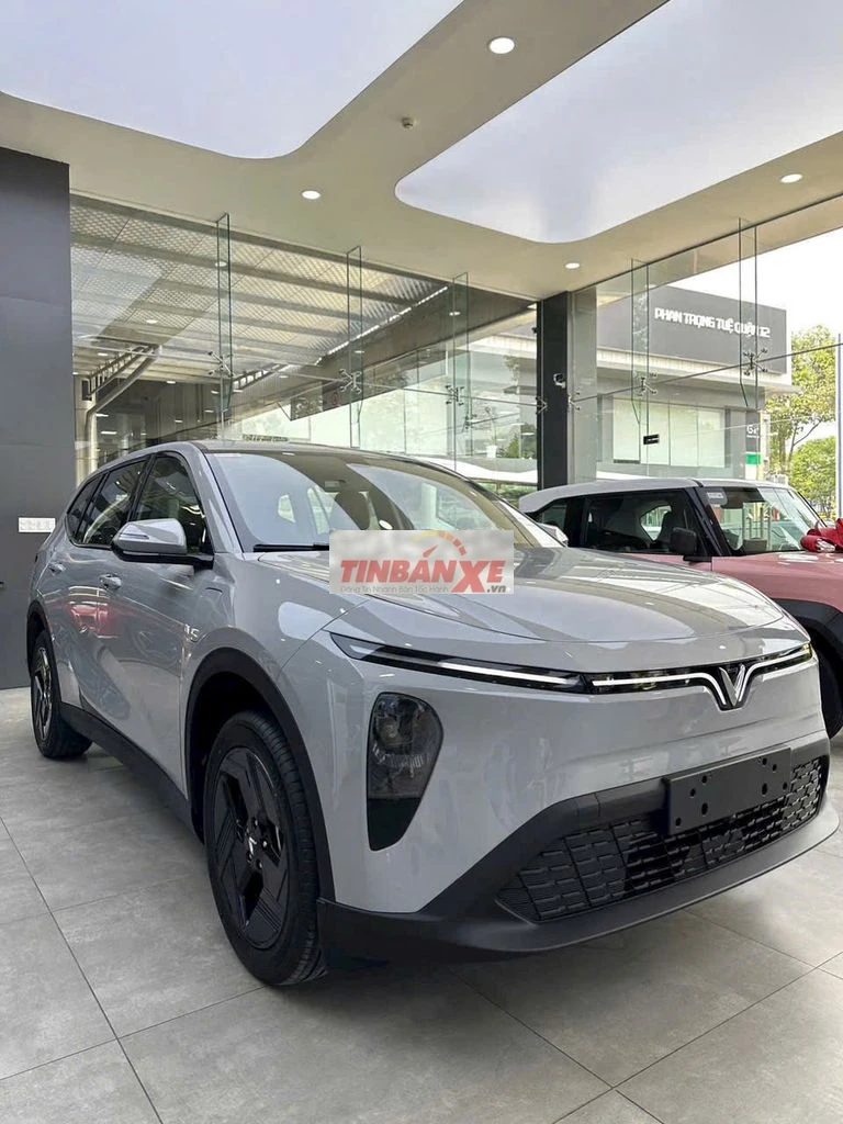 Bán VinFast MPV 7 Mới 100%, Ưu đãi lớn >90Tr TM+PK