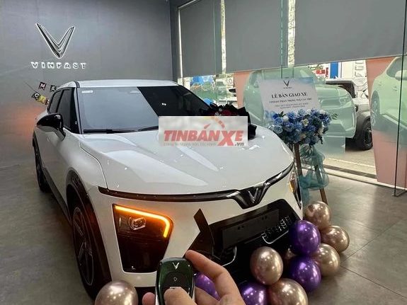VinFast VF7 Eco Plus 2026