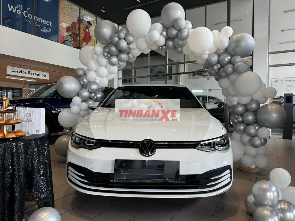Volkswagen Golf xe Đức Không Cần Trả Trước