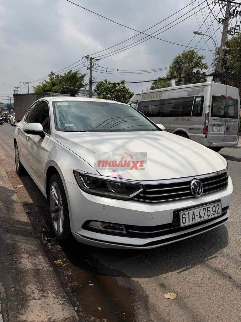 Volkswagen Passat 2018 Trắng