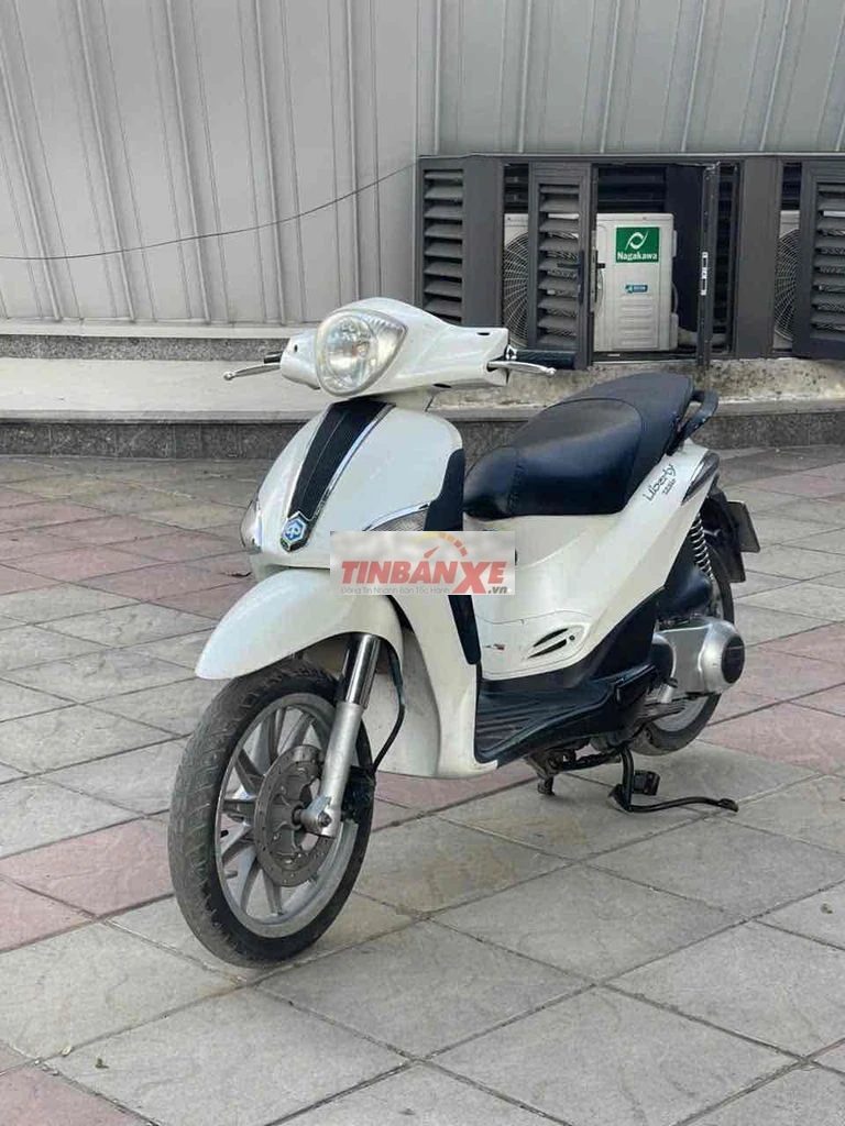 Piaggio Liberty 125 ie Trắng
