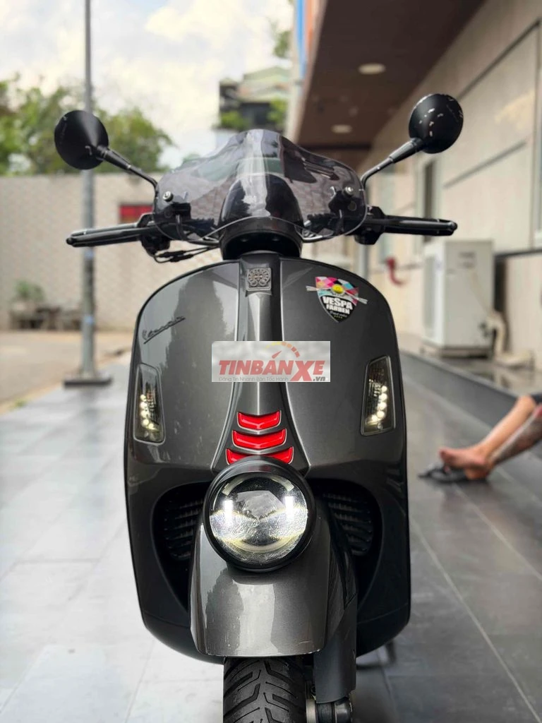 Piaggio Vespa GTV 300 2020 Xám HPE 300cc