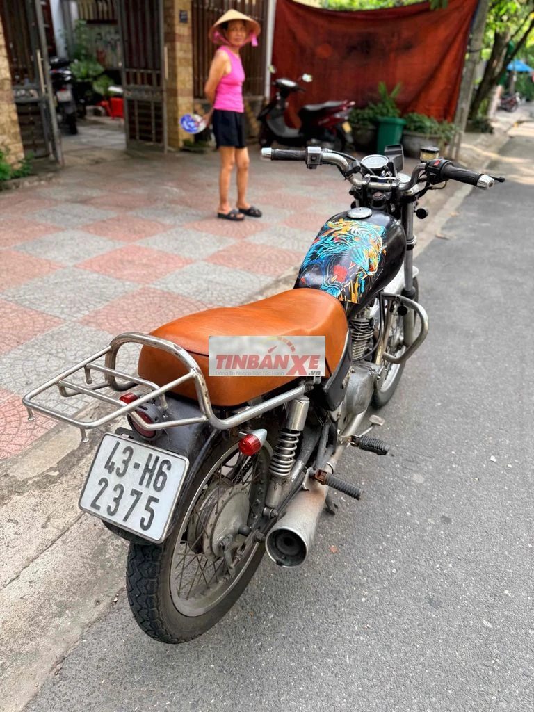 Suzuki GN125 Đen