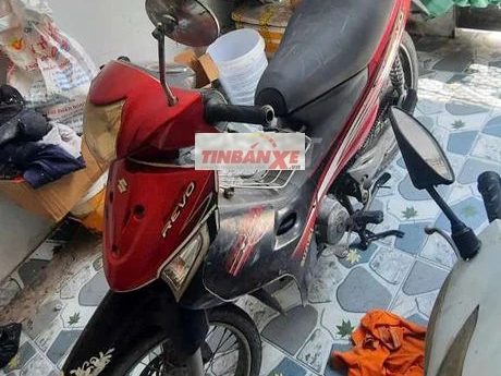 Xe suzuki revo màu đỏ