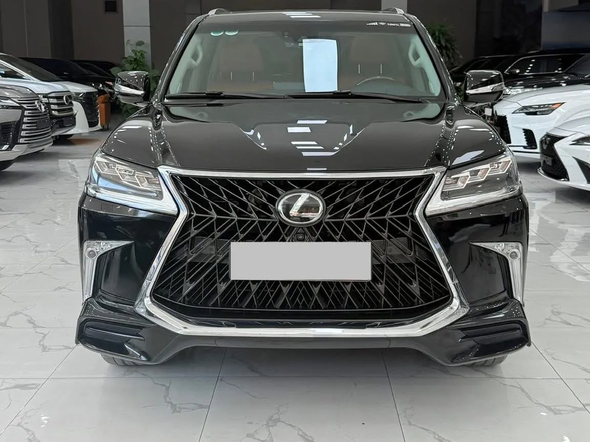 Bán Lexus LX570 Super sport Trung Đông, sản xuất 2018.