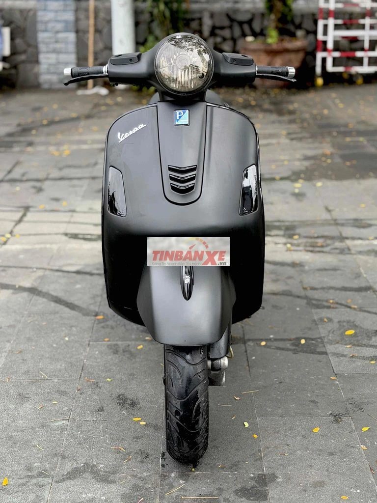 Vespa Gts 3vie 2014 đen bstp chinh chủ có góp
