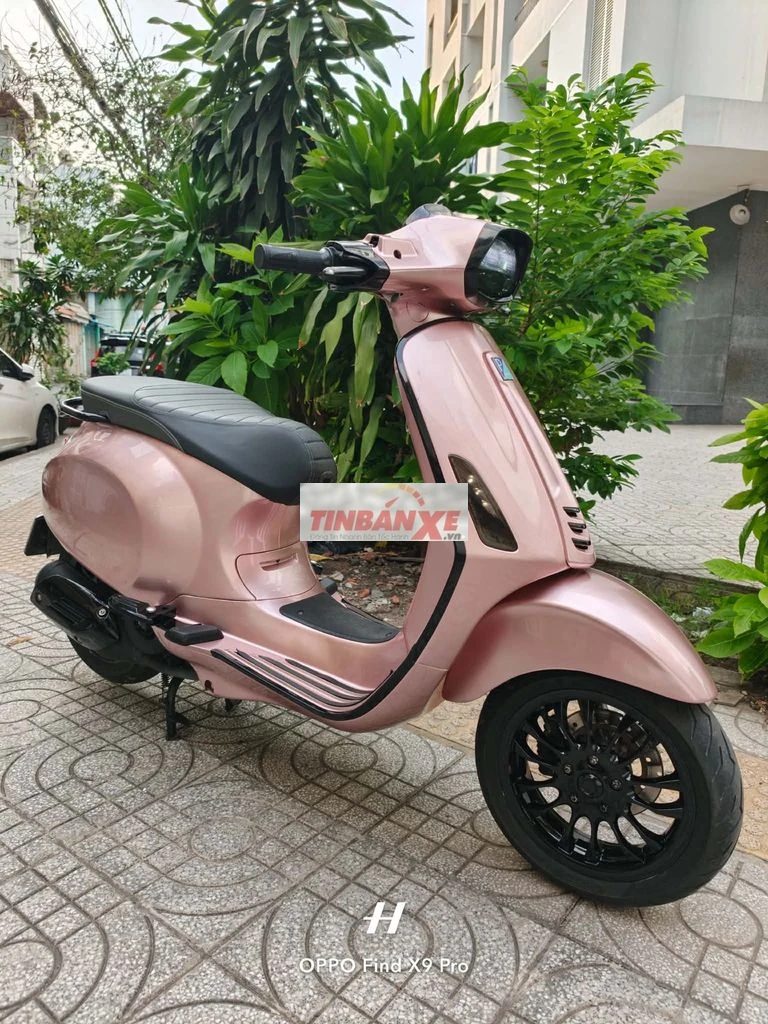 Vespa Hồng Porsche - Tiết kiệm xăng