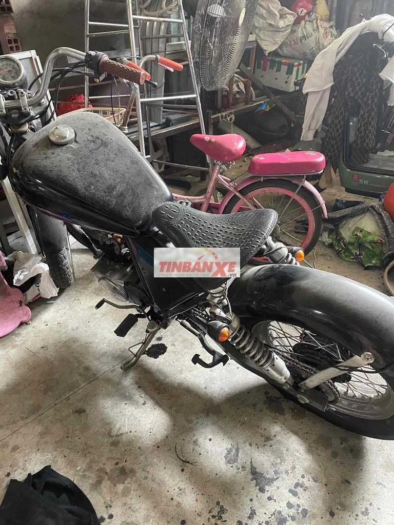 SYM Bonus Cổ điển màu Đen