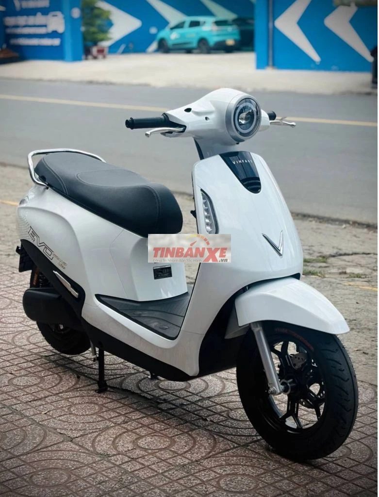 Xe máy điện VinFast Evo Grand Lite Trắng