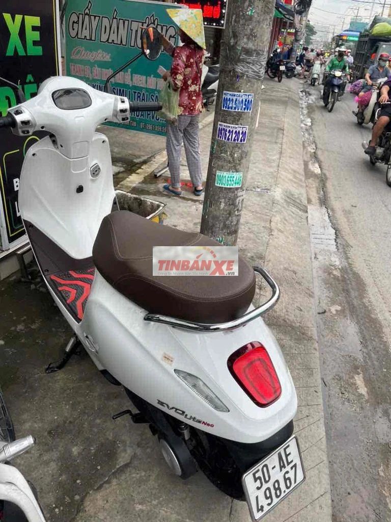 Xe máy điện VinFast Evo Lite Neo Trắng 75 km